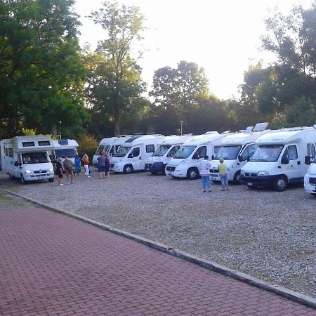 Zajazd Private Suwalki Bagian luar foto